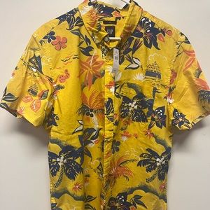 Gap Tropical shirt